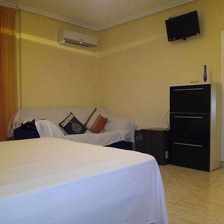 Hostal Imperial Crevillent Kültér fotó